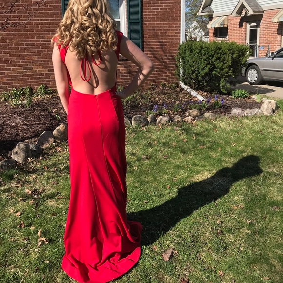 Red Abby Paris prom/ pageant dress - Picture 2 of 4